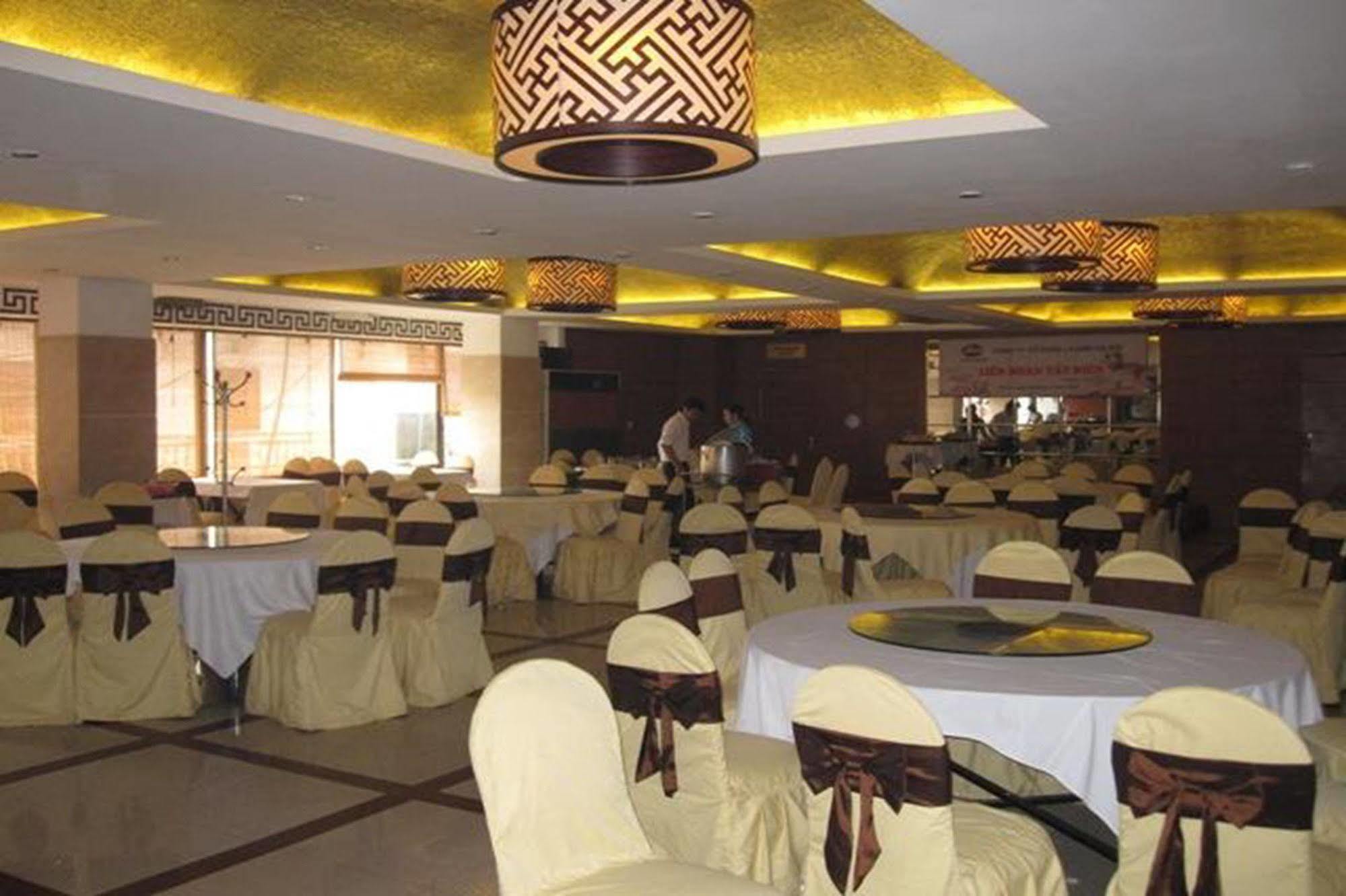 Oasis Hanoi Hotel Exterior foto